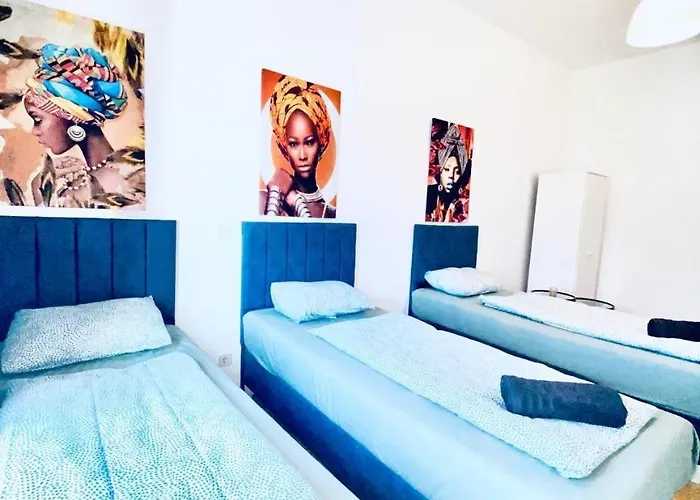 Spacious 4-Bedroom Apartment For Big Groups